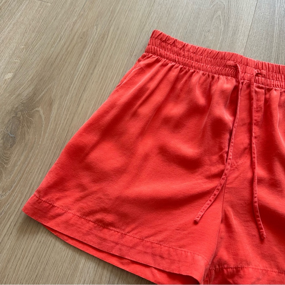 Mango Shorts - Picture 2 of 6